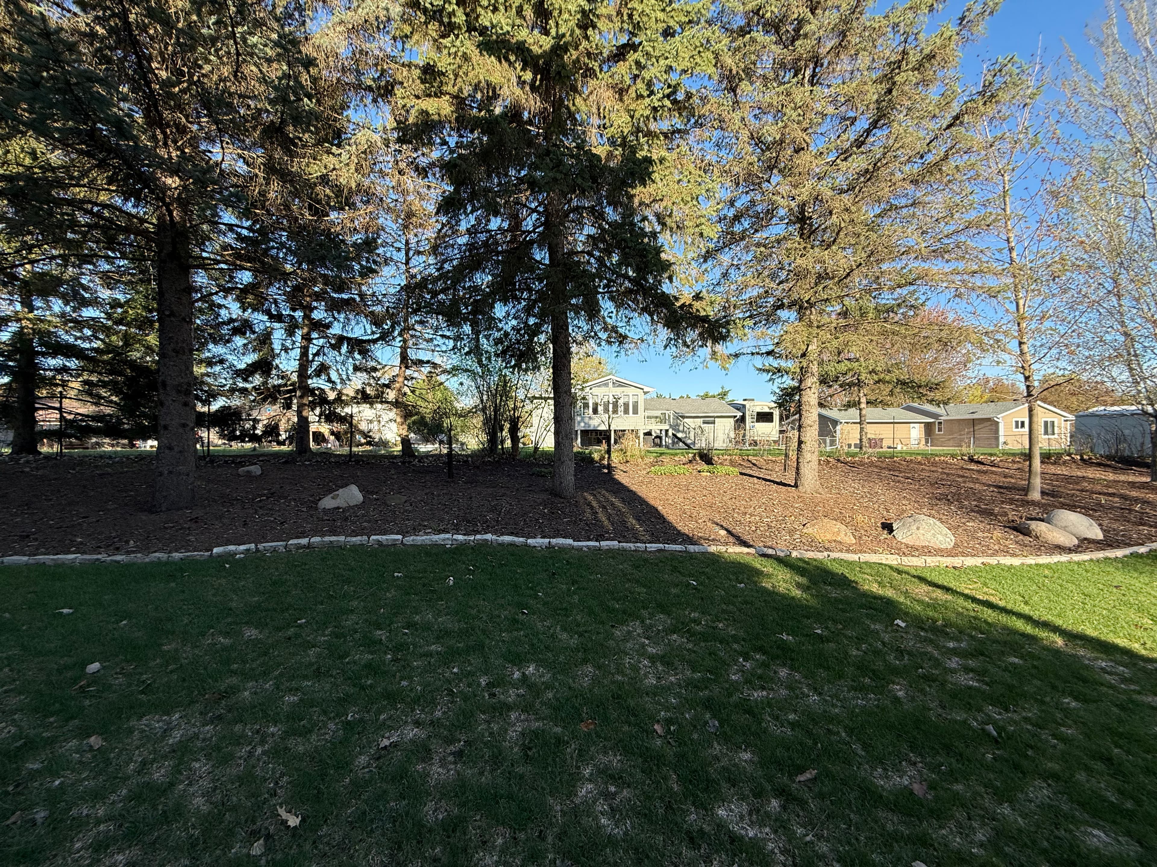 Project 15 Yards of Dark Brown Mulch Made This Bed Look Sharp image